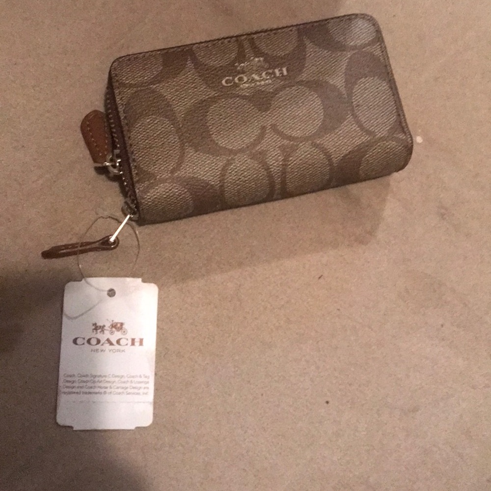 Coach Signature Double ZIP Small Wallet
